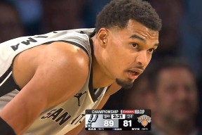 开云体育网页版入口-浙江稠州围绕CBA常规赛完成体检圣安东尼奥马刺状态回暖备战NBA季后赛，波特兰开拓者迎全明星赛关键赛看傻球迷的简单介绍