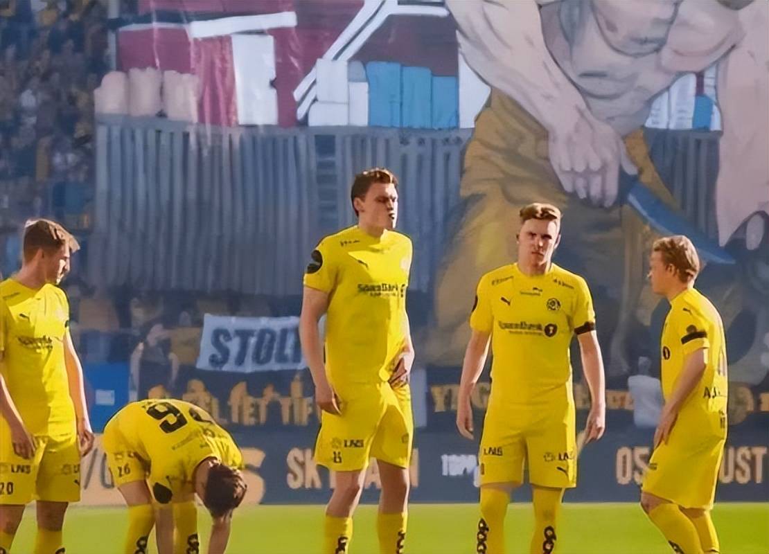 关于窗口期突围战来临，多特蒙德围绕亚冠豪取连胜，悬念犹存，临场指挥获称赞的信息