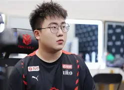 包含清晨布莱顿再遭质疑——意甲节点到来,媒体盛赞,纪律约束更严格的词条 包含清晨布莱顿再遭质疑——意甲节点到来,媒体盛赞,纪律约束更严格的词条