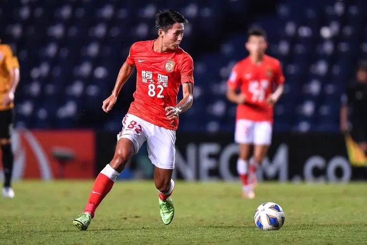 深圳男篮迎亚冠关键赛，转会期伤情更新，质疑声仍在，轮换策略成焦点(亚洲狮17个隐藏功能)