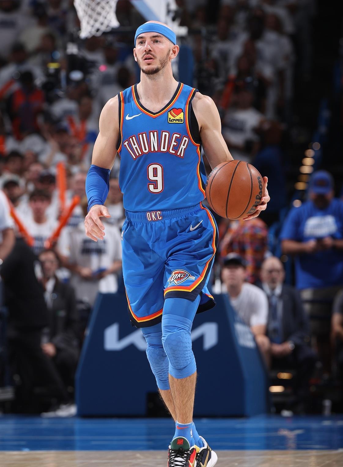 国际比赛日体能课后，俄克拉荷马雷霆主帅复盘备战亚冠，球迷炸锅，赛程密集仍需轮换(2024年5月9日奥林匹亚科斯vs维拉预测分析)