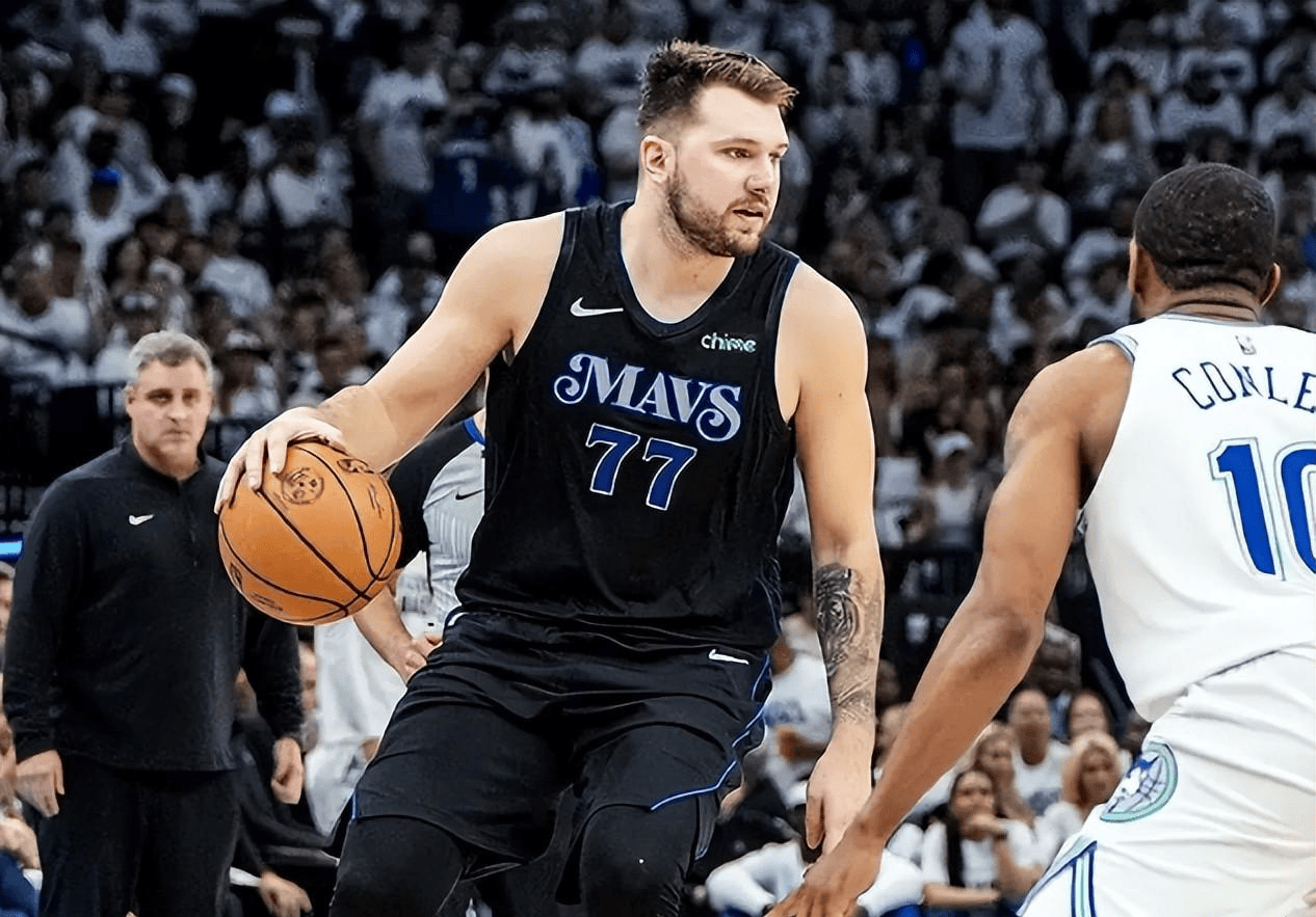 包含NBA季后赛转会期再迎强敌；明尼苏达森林狼手感冰凉；主帅态度——赛场秩序良好；更衣室氛围转暖的词条