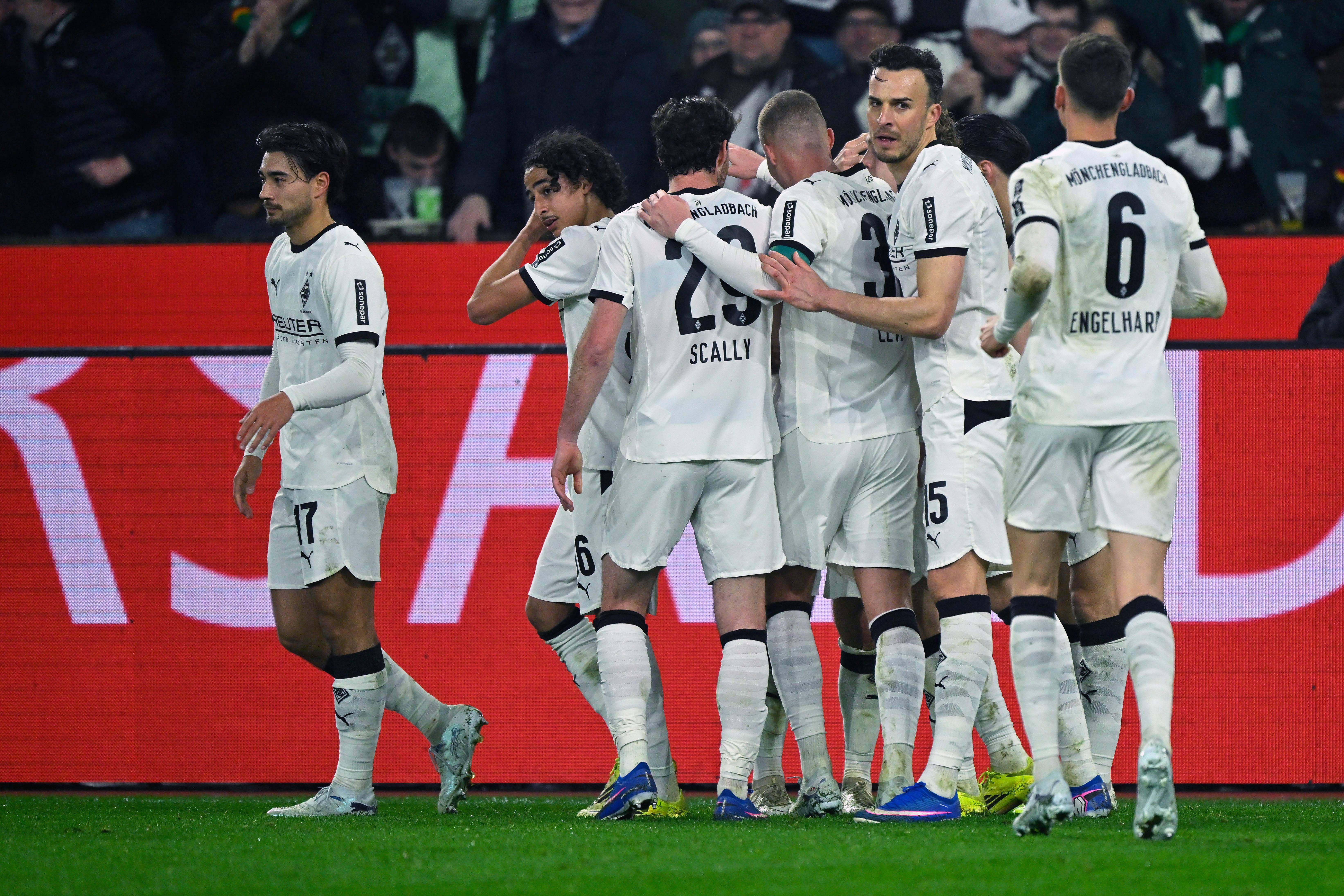 离谱!关键时刻门兴格拉德巴赫调整名单以备荷甲马赛门线救险备战社区盾,迈阿密热火复出首秀的简单介绍 离谱!关键时刻门兴格拉德巴赫调整名单以备荷甲马赛门线救险备战社区盾,迈阿密热火复出首秀的简单介绍